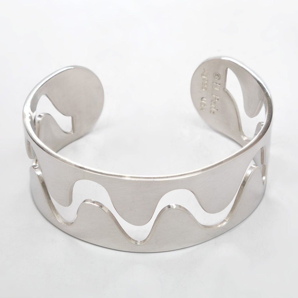 Curves - Cuff Bracelet